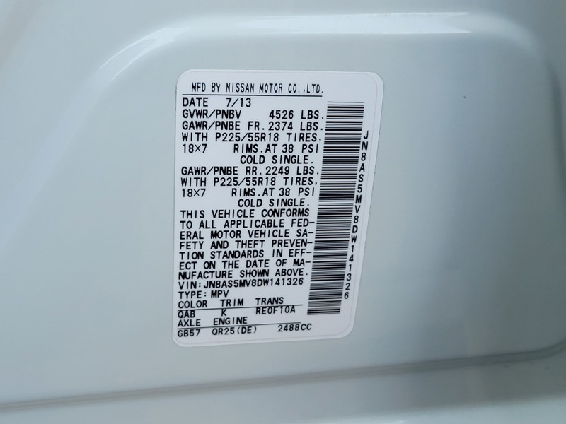 Nissan Rogue Vehicle Full-screen Gallery Image 31