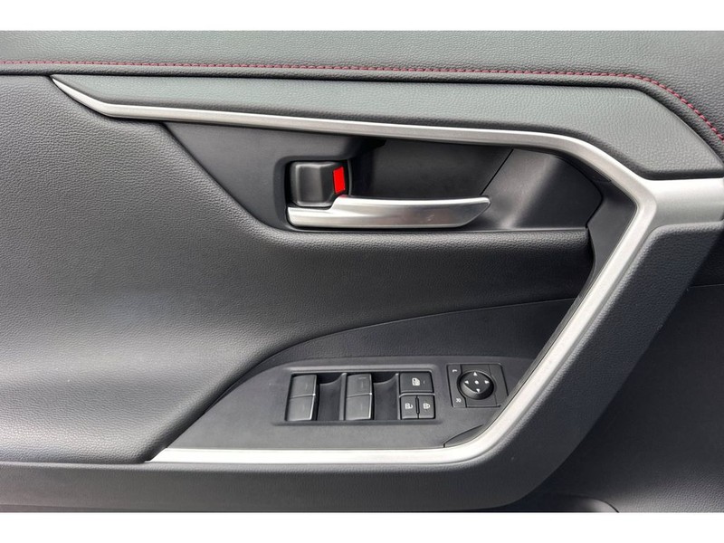 Toyota RAV4 Prime Vehicle Full-screen Gallery Image 11