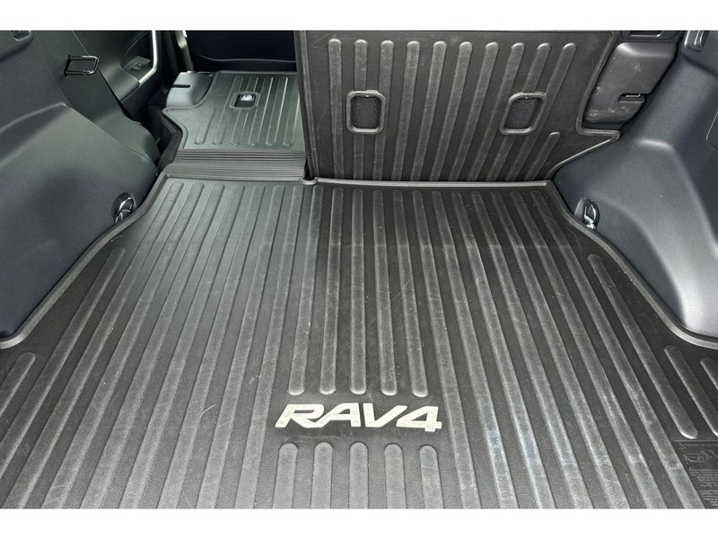Toyota RAV4 Prime Vehicle Full-screen Gallery Image 17