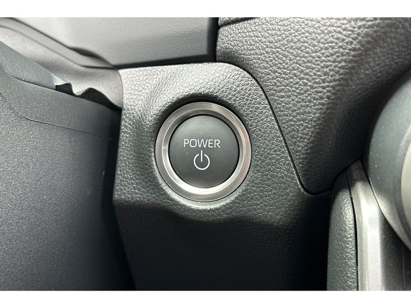 Toyota RAV4 Prime Vehicle Full-screen Gallery Image 26