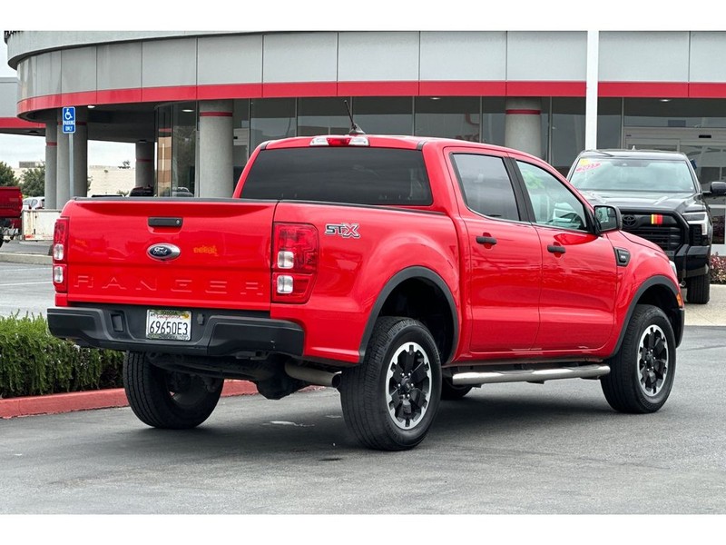 Ford Ranger Vehicle Full-screen Gallery Image 04