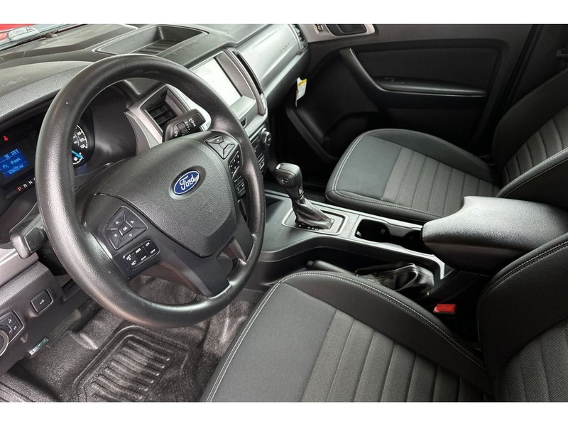 Ford Ranger Vehicle Full-screen Gallery Image 10