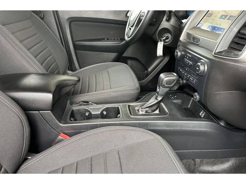 Ford Ranger Vehicle Full-screen Gallery Image 16