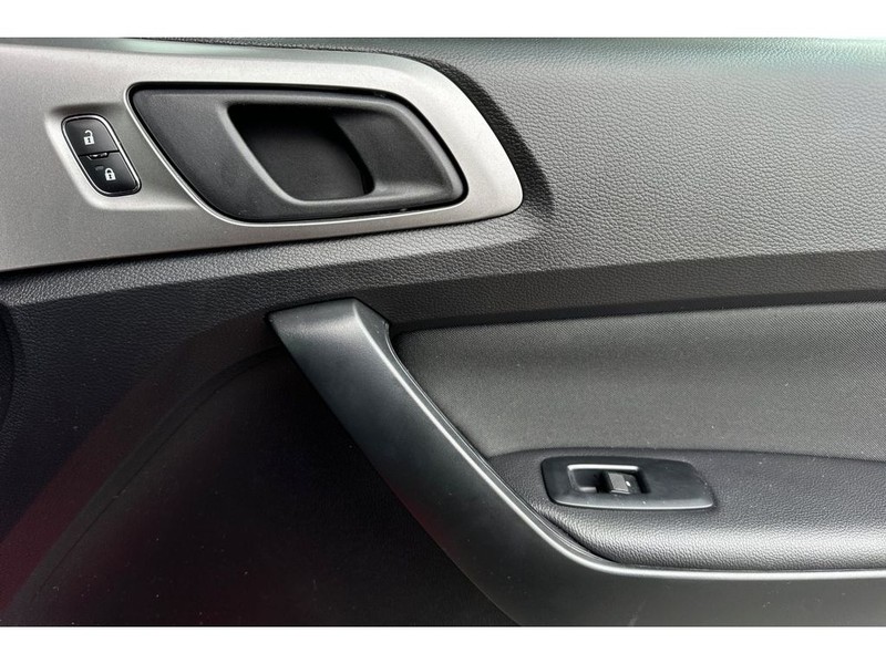 Ford Ranger Vehicle Full-screen Gallery Image 18