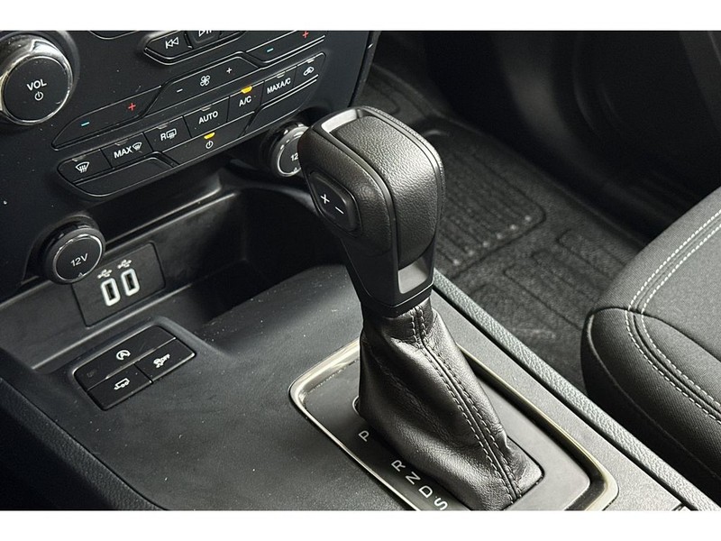 Ford Ranger Vehicle Full-screen Gallery Image 22