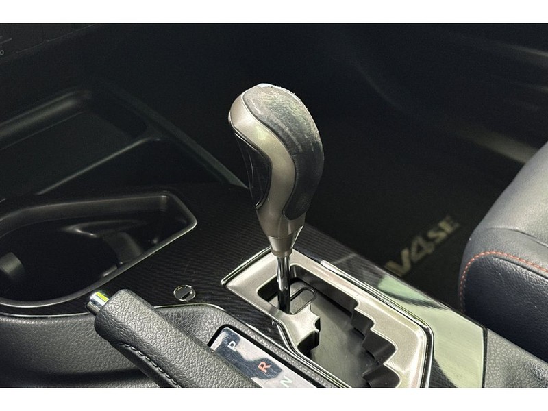 Toyota RAV4 Vehicle Full-screen Gallery Image 23
