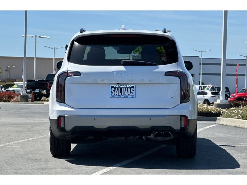 Kia Telluride Vehicle Full-screen Gallery Image 05