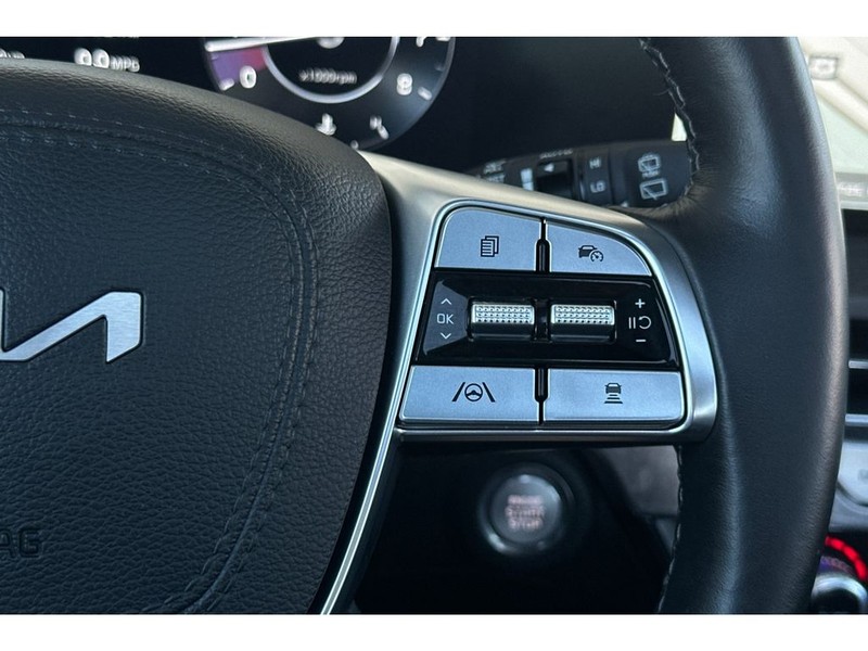 Kia Telluride Vehicle Full-screen Gallery Image 30