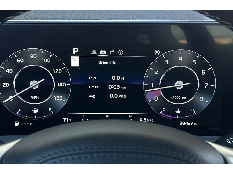 Kia Telluride Vehicle Full-screen Gallery Image 31