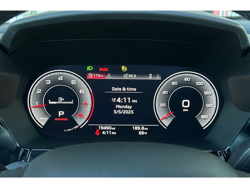 Audi A3 Vehicle Full-screen Gallery Image 30