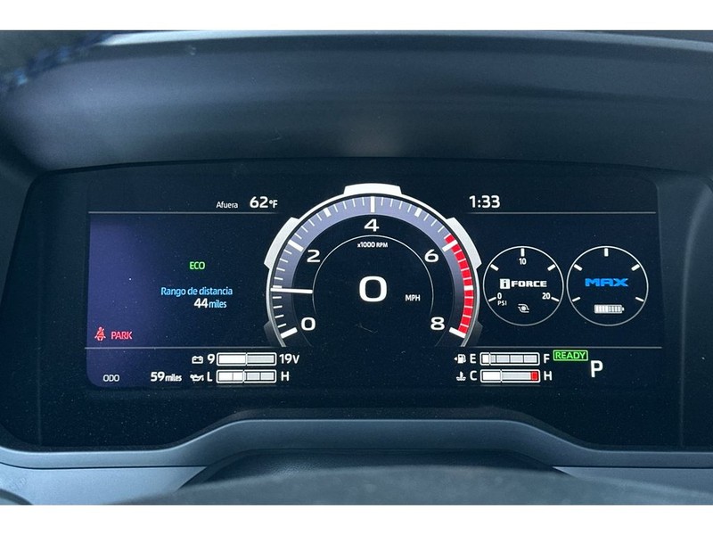 Toyota Sequoia Vehicle Full-screen Gallery Image 31