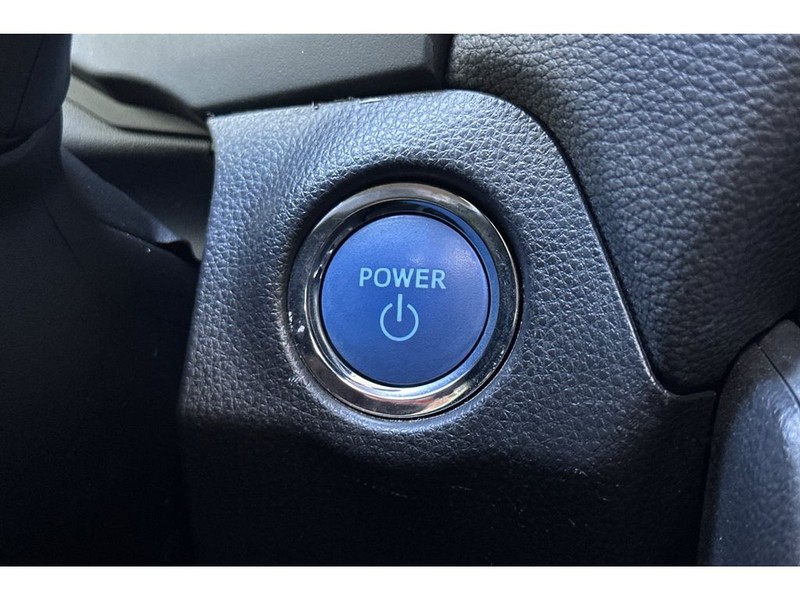 Toyota RAV4 Vehicle Full-screen Gallery Image 25