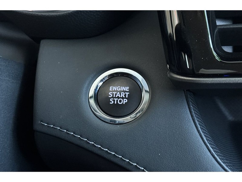 Toyota Highlander Vehicle Full-screen Gallery Image 26