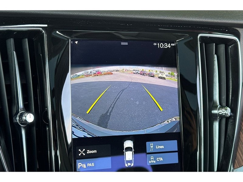 Volvo S60 Vehicle Full-screen Gallery Image 21