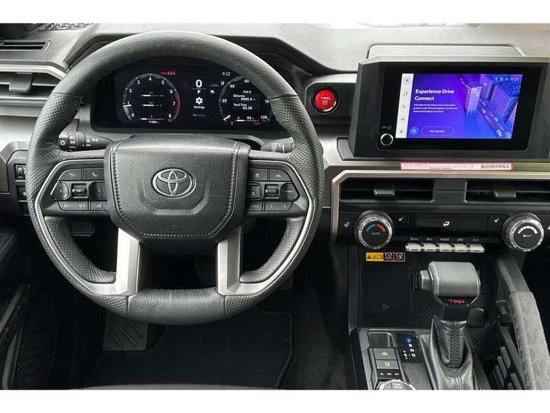 Toyota Tacoma Vehicle Full-screen Gallery Image 15