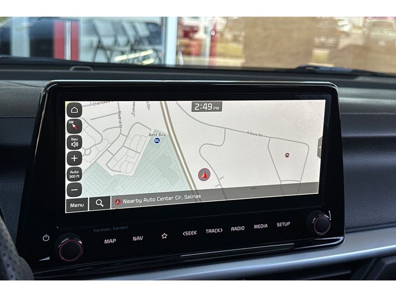 Kia Forte Vehicle Full-screen Gallery Image 21