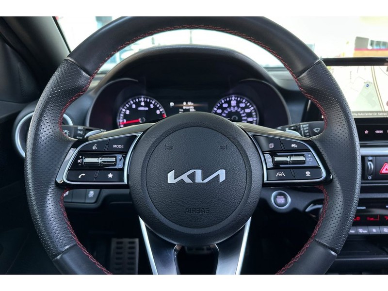 Kia Forte Vehicle Full-screen Gallery Image 26