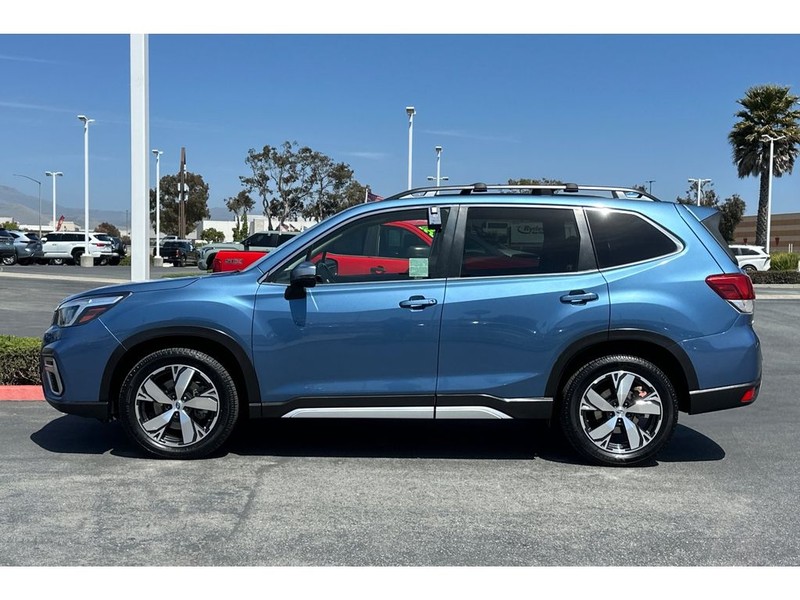 Subaru Forester Vehicle Full-screen Gallery Image 07