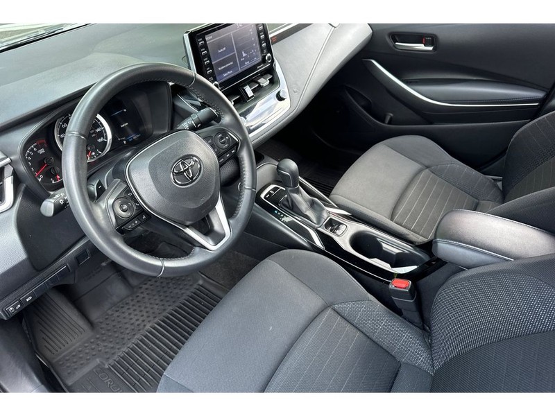Toyota Corolla Vehicle Full-screen Gallery Image 10