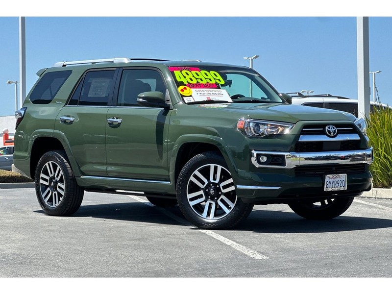 Toyota 4Runner Vehicle Full-screen Gallery Image 02
