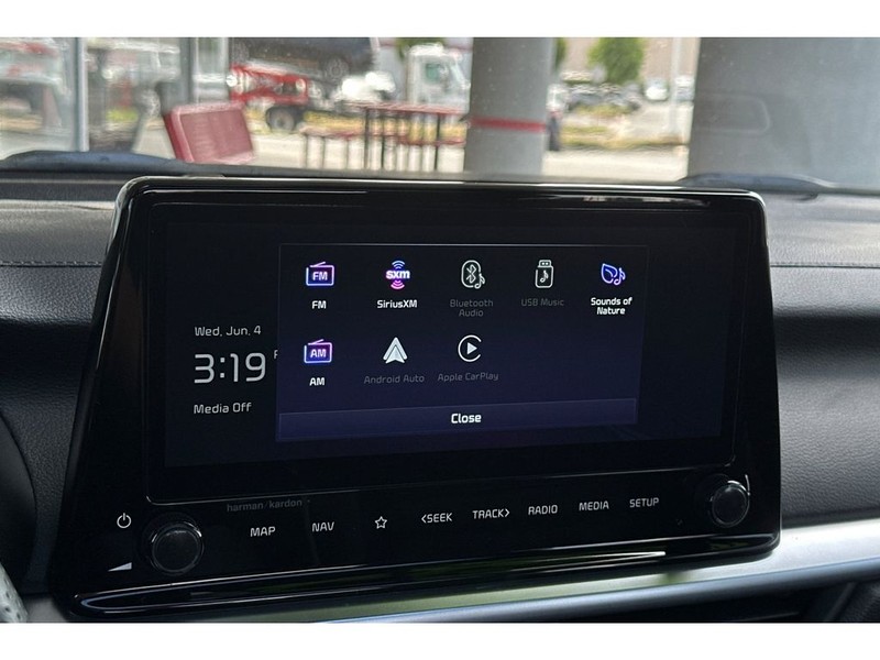 Kia Forte Vehicle Full-screen Gallery Image 21