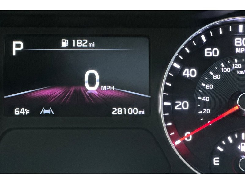 Kia Forte Vehicle Full-screen Gallery Image 31