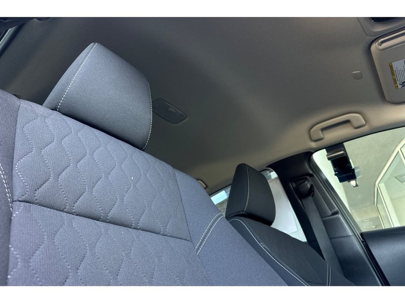 Toyota Corolla Hybrid Vehicle Full-screen Gallery Image 17
