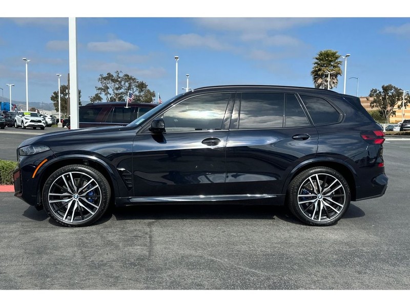 BMW X5 Vehicle Full-screen Gallery Image 07