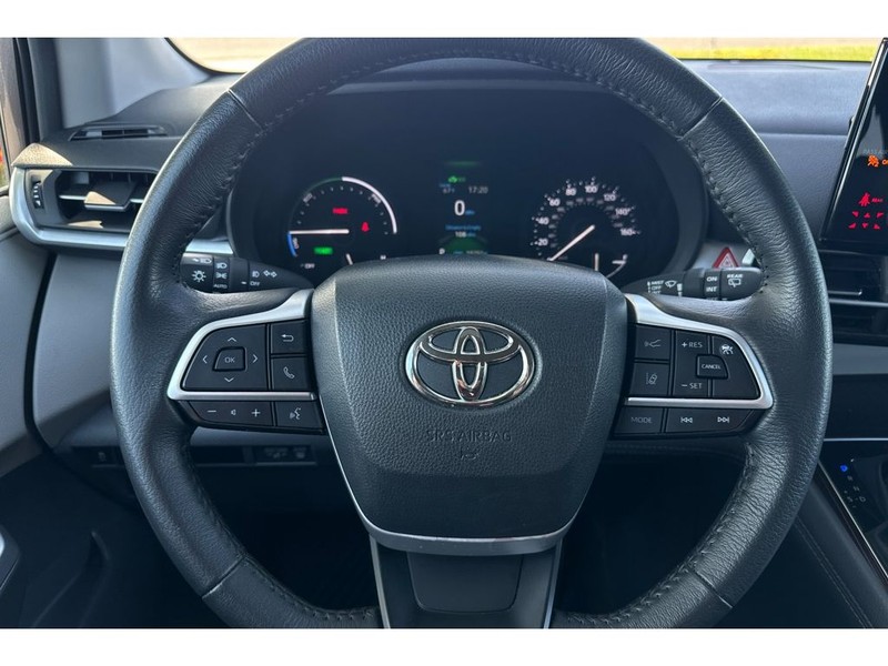Toyota Sienna Vehicle Full-screen Gallery Image 23