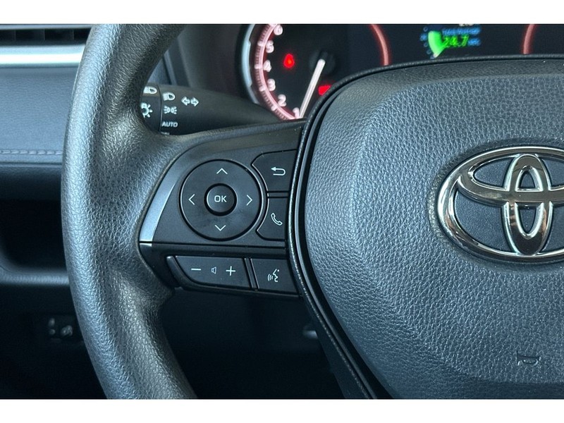 Toyota RAV4 Vehicle Full-screen Gallery Image 27