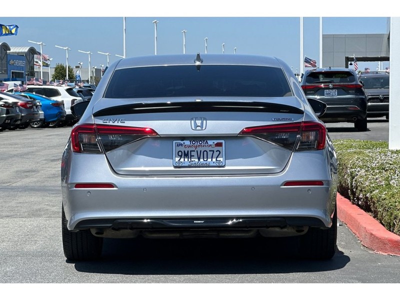 Honda Civic Vehicle Full-screen Gallery Image 05