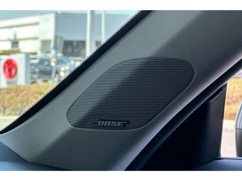 Honda Civic Vehicle Full-screen Gallery Image 19
