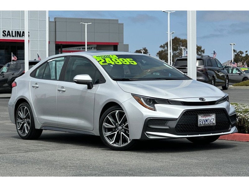 Toyota Corolla Vehicle Full-screen Gallery Image 02