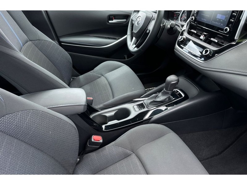Toyota Corolla Vehicle Full-screen Gallery Image 16