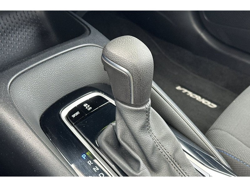 Toyota Corolla Vehicle Full-screen Gallery Image 22