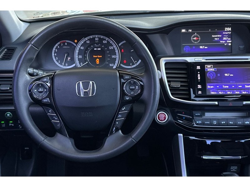 Honda Accord Vehicle Full-screen Gallery Image 16