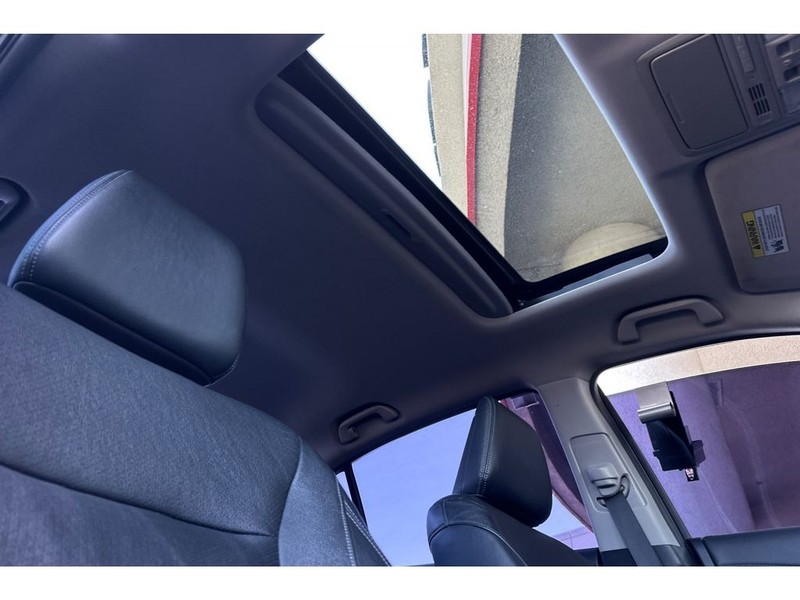 Honda Accord Vehicle Full-screen Gallery Image 18