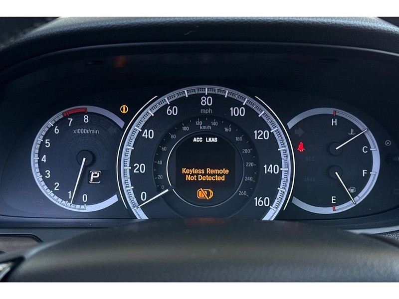 Honda Accord Vehicle Full-screen Gallery Image 28