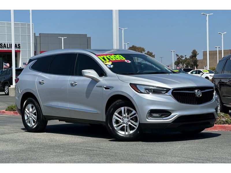 Buick Enclave Vehicle Full-screen Gallery Image 02