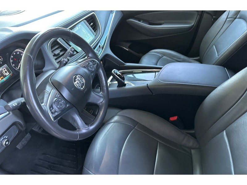 Buick Enclave Vehicle Full-screen Gallery Image 10