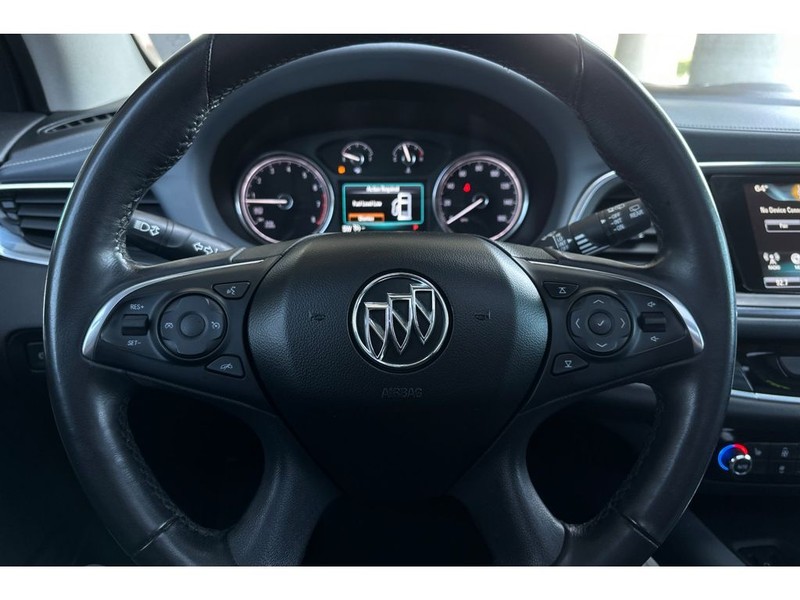 Buick Enclave Vehicle Full-screen Gallery Image 26