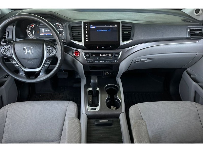 Honda Pilot Vehicle Full-screen Gallery Image 15