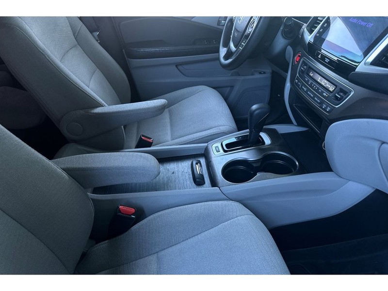 Honda Pilot Vehicle Full-screen Gallery Image 19