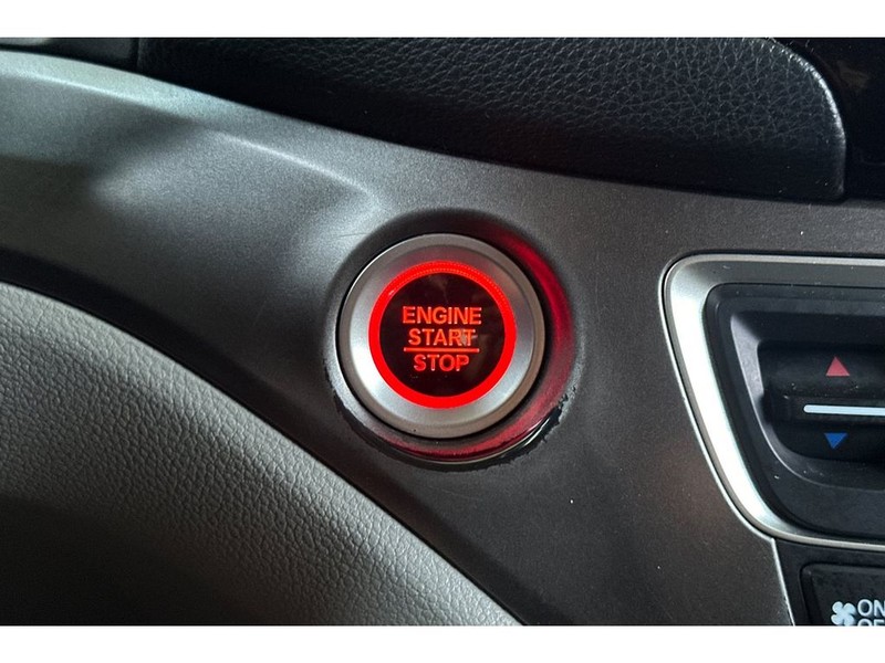Honda Pilot Vehicle Full-screen Gallery Image 26