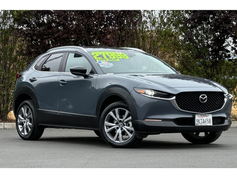 Mazda CX-30 Vehicle Full-screen Gallery Image 02