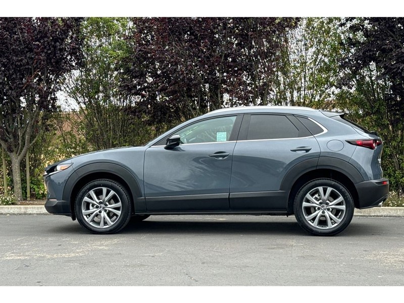 Mazda CX-30 Vehicle Full-screen Gallery Image 07