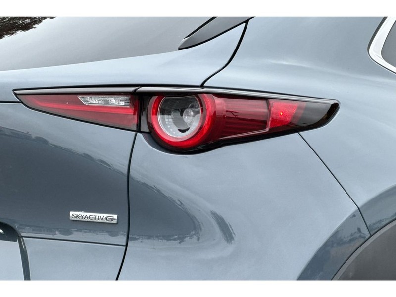 Mazda CX-30 Vehicle Full-screen Gallery Image 30
