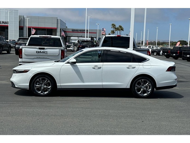 Honda Accord Hybrid Vehicle Full-screen Gallery Image 07