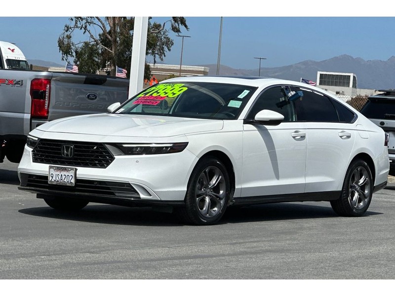 Honda Accord Hybrid Vehicle Full-screen Gallery Image 08
