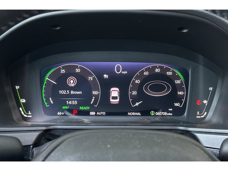 Honda Accord Hybrid Vehicle Full-screen Gallery Image 28